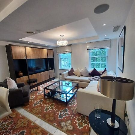Buckingham Palace Residences By Aeria Apartments لندن المظهر الخارجي الصورة