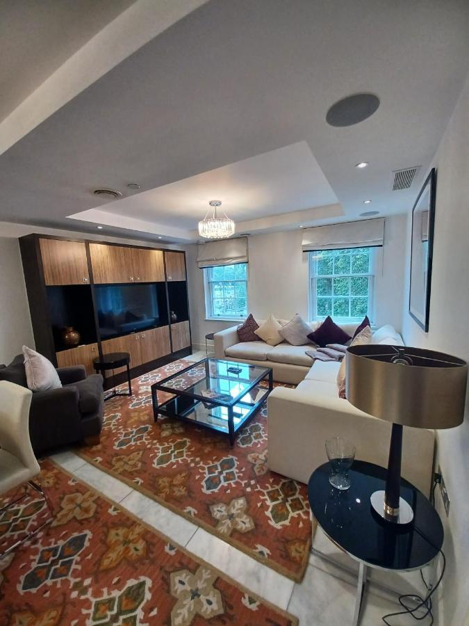 Buckingham Palace Residences By Aeria Apartments لندن المظهر الخارجي الصورة