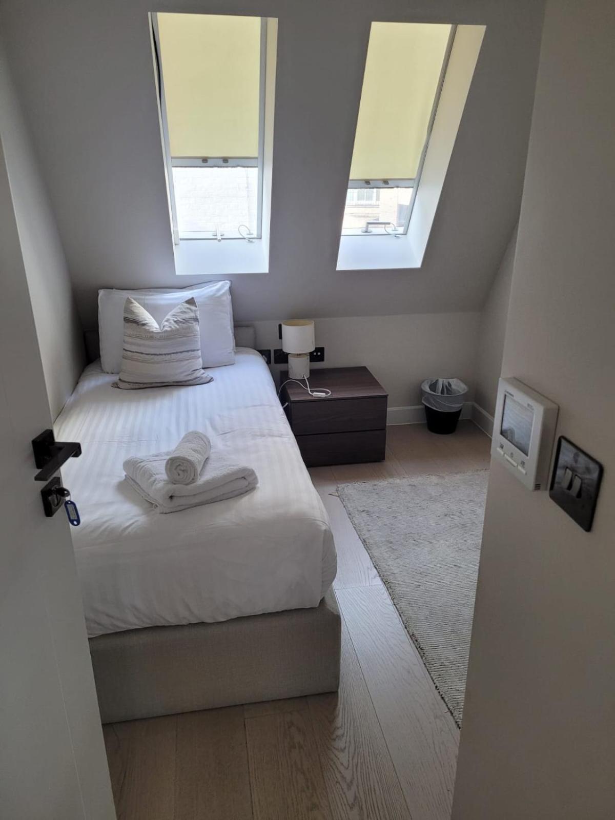 Buckingham Palace Residences By Aeria Apartments لندن المظهر الخارجي الصورة