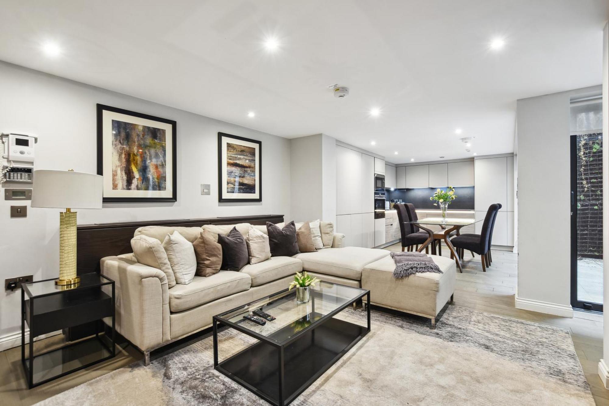 Buckingham Palace Residences By Aeria Apartments لندن المظهر الخارجي الصورة